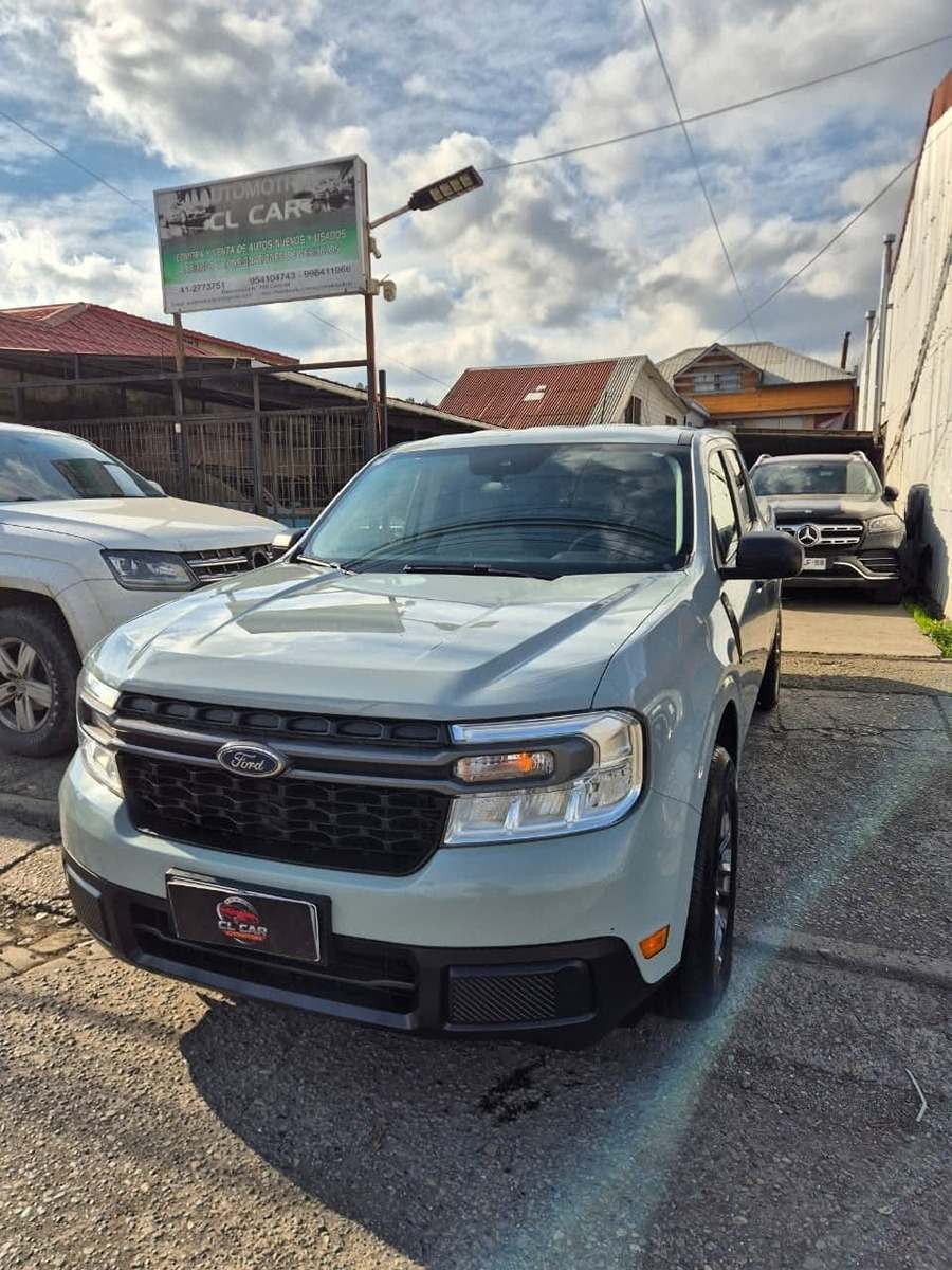 Ford Maverick 4x2 2025, color Gris
